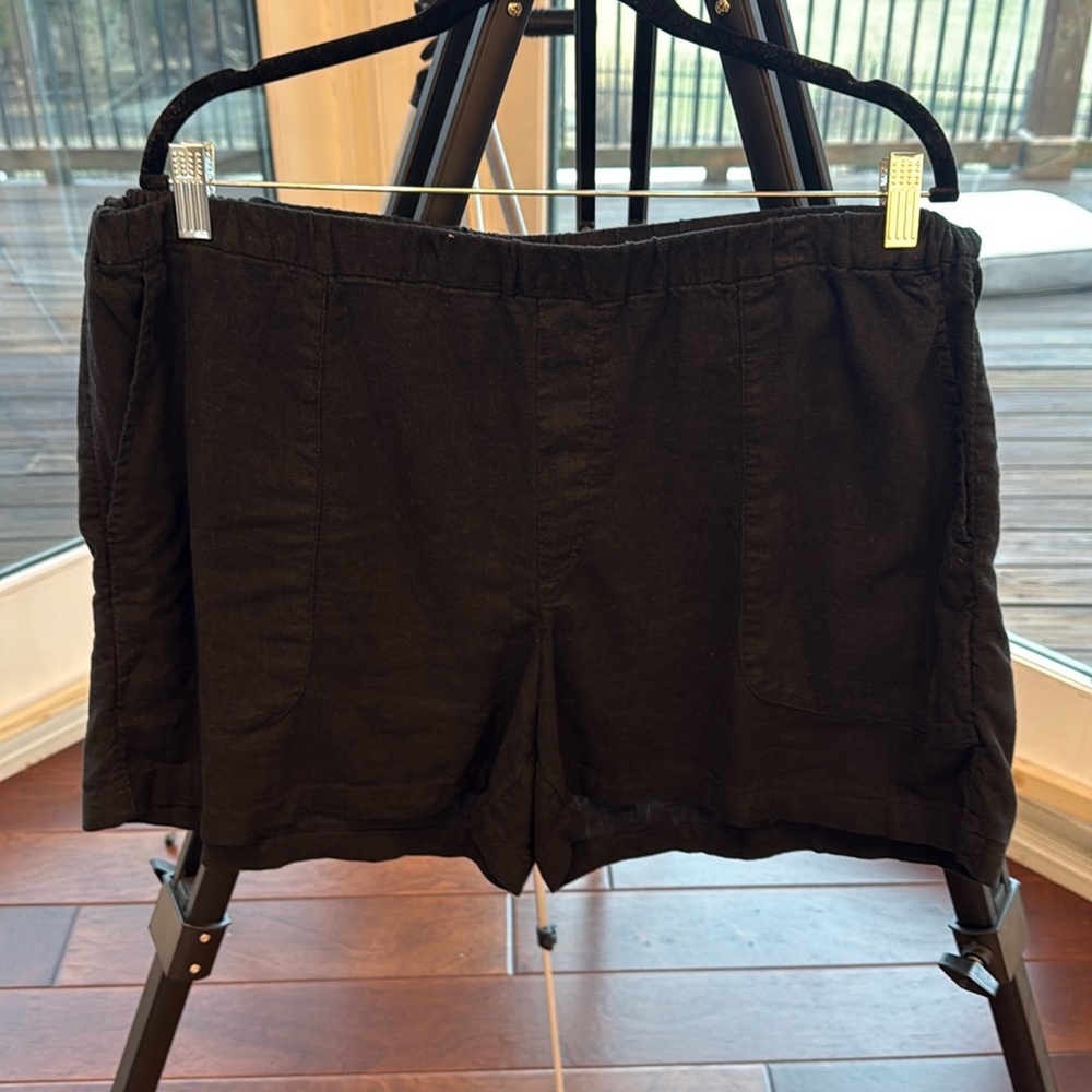 Banana Republic Shorts - XL - 100% Linen - EUC